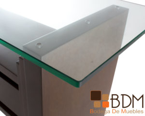 Credenza con cajones con cubierta de cristal