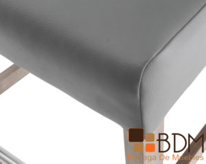 Banco alto para barra de madera