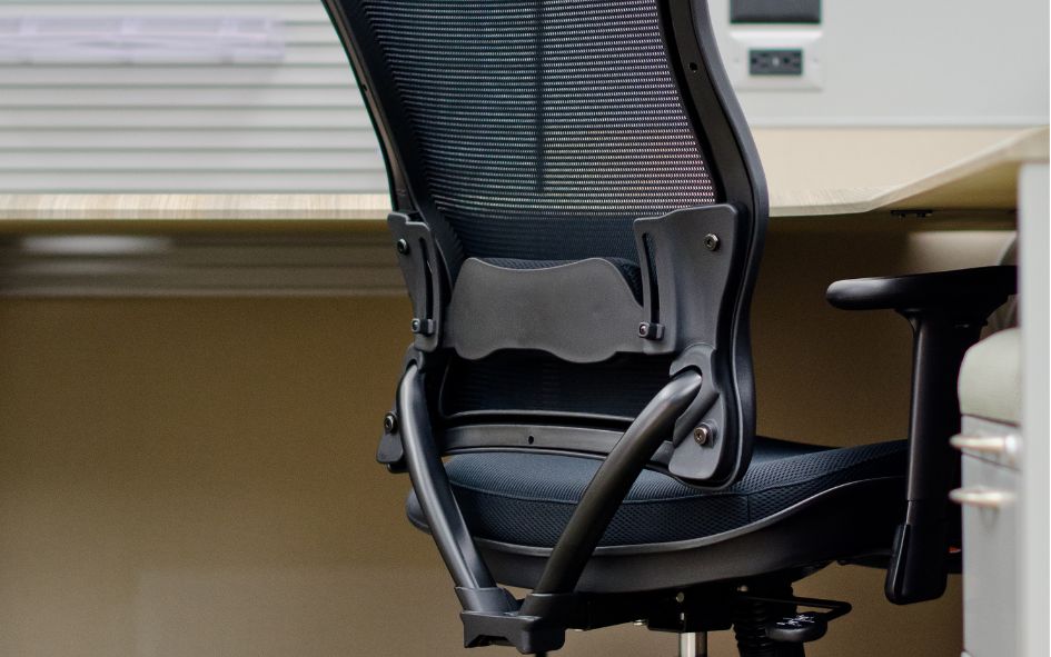 silla de oficina con soporte lumbar