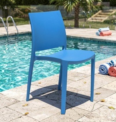Silla apilable de plástico de uso rudo para restaurantes y patios comerciales